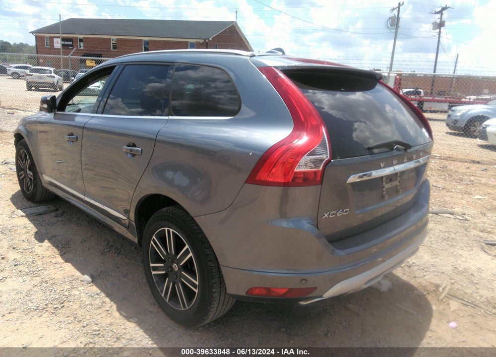 2017 VOLVO XC60 T5 DYNAMIC VIN: YV440MDR2H2222909