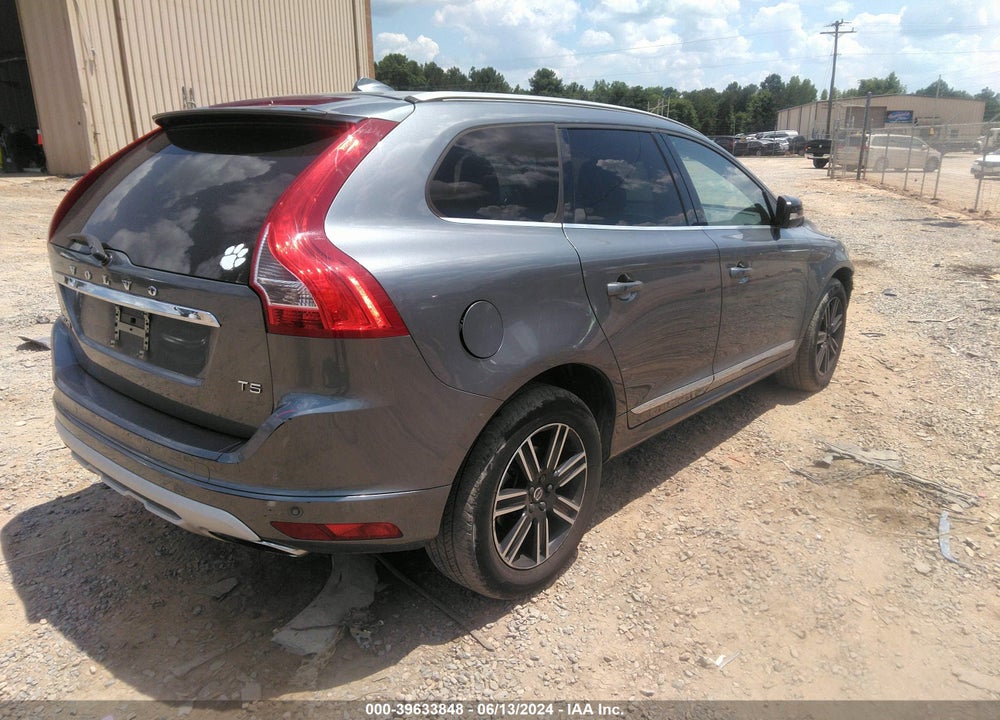 2017 VOLVO XC60 T5 DYNAMIC VIN: YV440MDR2H2222909