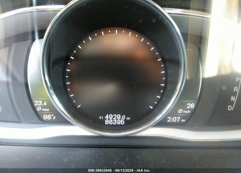 2017 VOLVO XC60 T5 DYNAMIC VIN: YV440MDR2H2222909