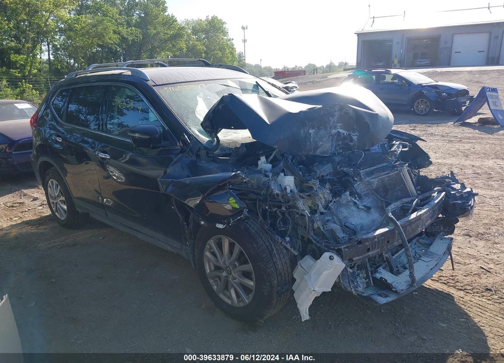 2017 NISSAN ROGUE SV VIN: KNMAT2MVXHP547888