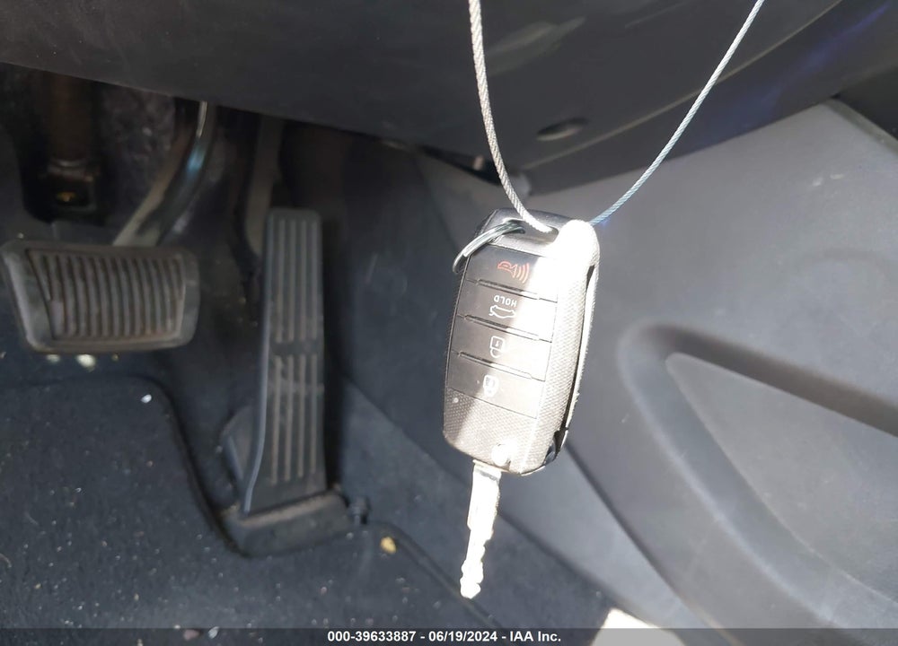 2017 KIA FORTE LX VIN: 3KPFK4A76HE055160