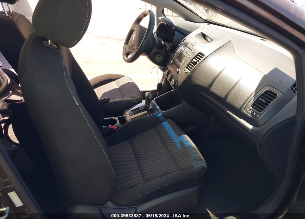 2017 KIA FORTE LX VIN: 3KPFK4A76HE055160