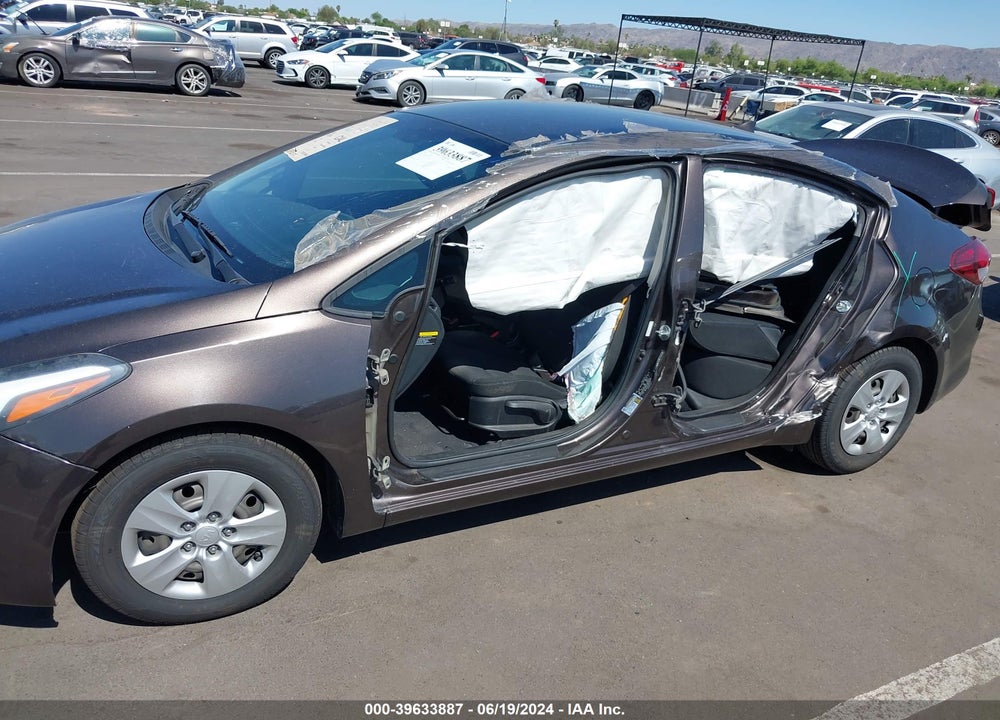 2017 KIA FORTE LX VIN: 3KPFK4A76HE055160