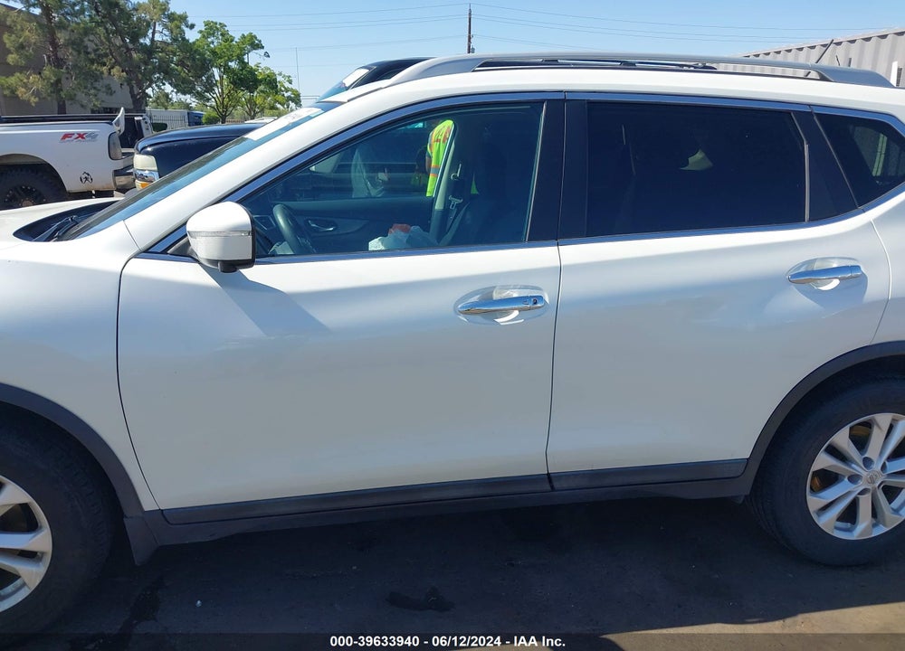 2015 NISSAN ROGUE SV VIN: 5N1AT2MT3FC926228