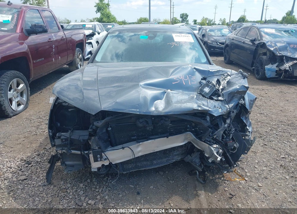 2016 AUDI S8 4.0T VIN: WAUJSAFD0GN002775