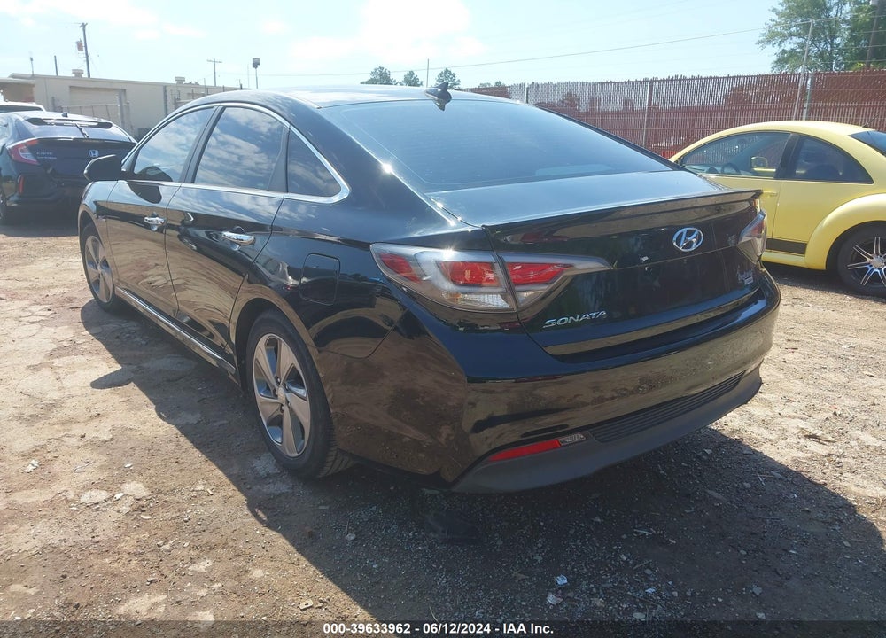 2016 HYUNDAI SONATA HYBRID LIMITED VIN: KMHE34L13GA016685