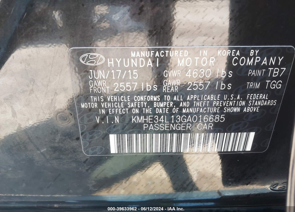 2016 HYUNDAI SONATA HYBRID LIMITED VIN: KMHE34L13GA016685