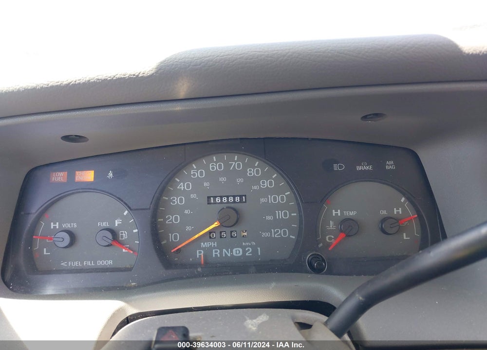 1999 MERCURY GRAND MARQUIS GS VIN: 2MEFM74W7XX726843