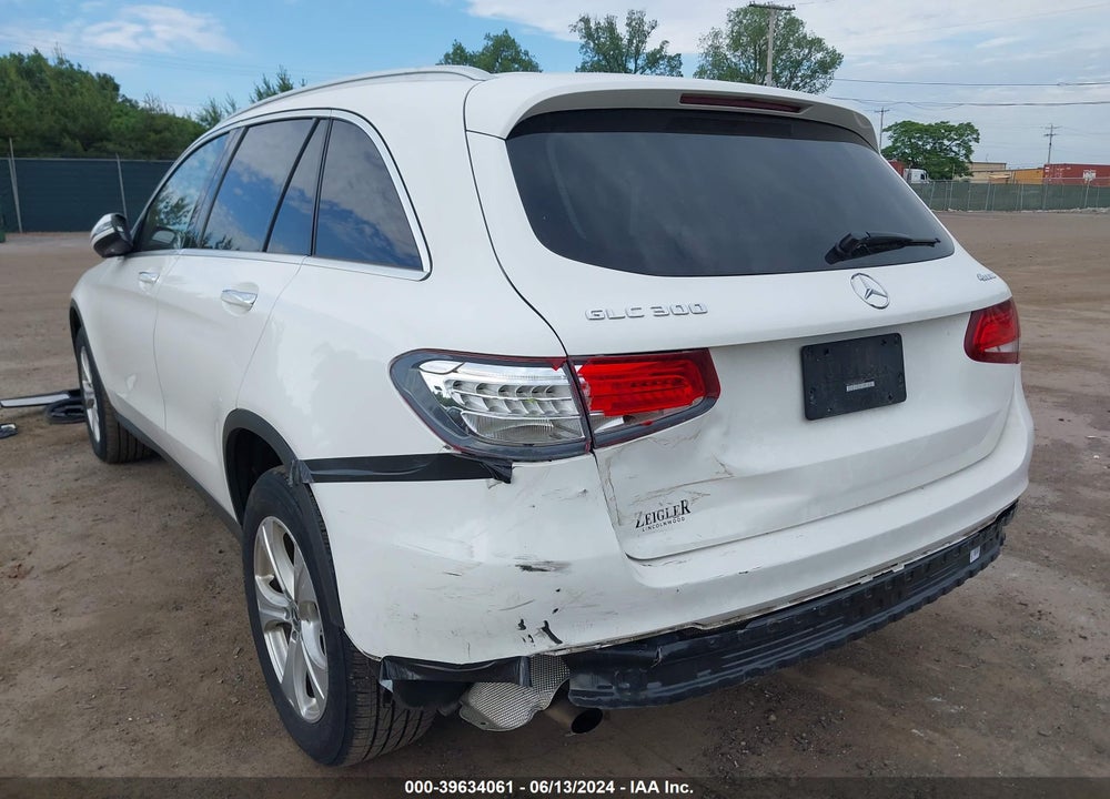 2018 MERCEDES-BENZ GLC 300 4MATIC VIN: WDC0G4KB5JV039683
