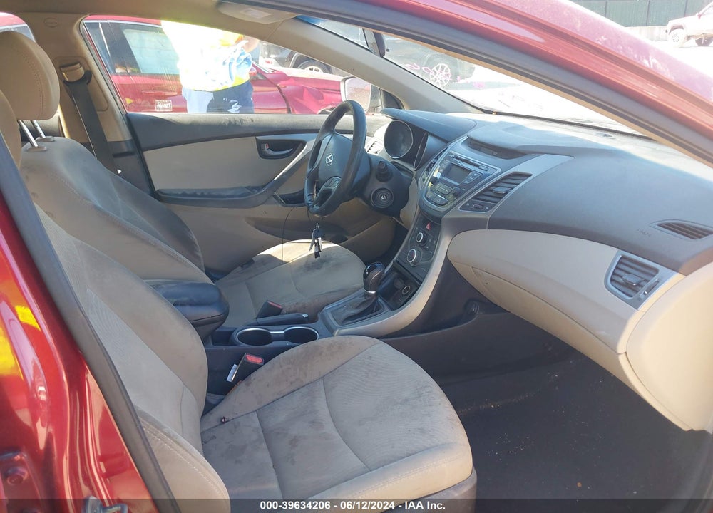 2016 HYUNDAI ELANTRA VIN: 5NPDH4AEXGH715134
