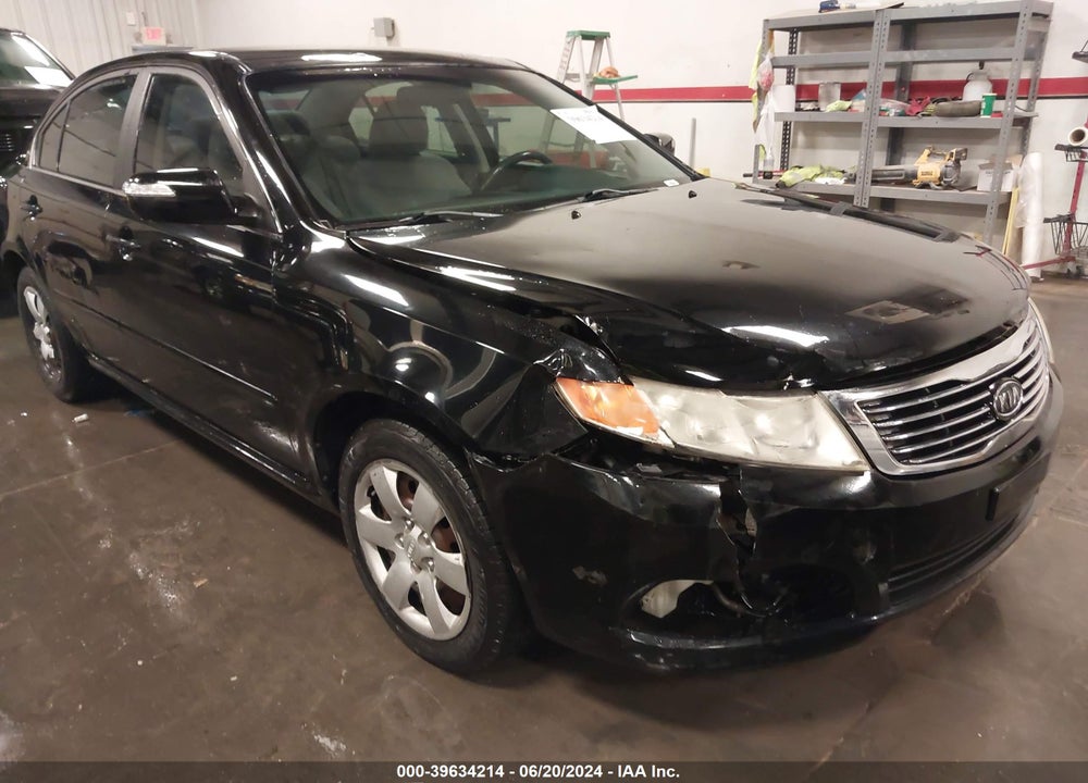 2009 KIA OPTIMA LX VIN: KNAGE228295360141