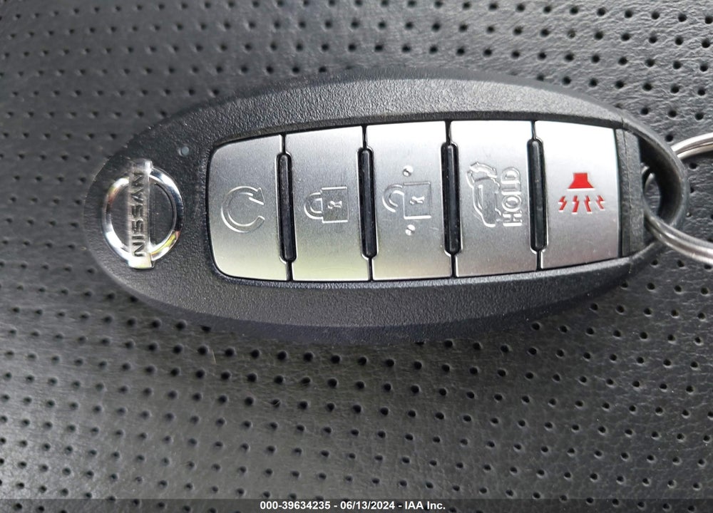 2019 NISSAN ROGUE SL VIN: 5N1AT2MV3KC734965