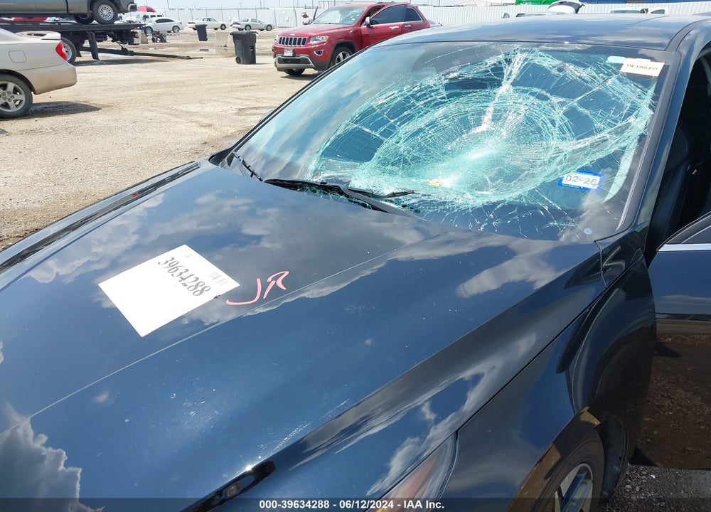 2023 HYUNDAI ELANTRA LIMITED VIN: KMHLP4AG9PU474586