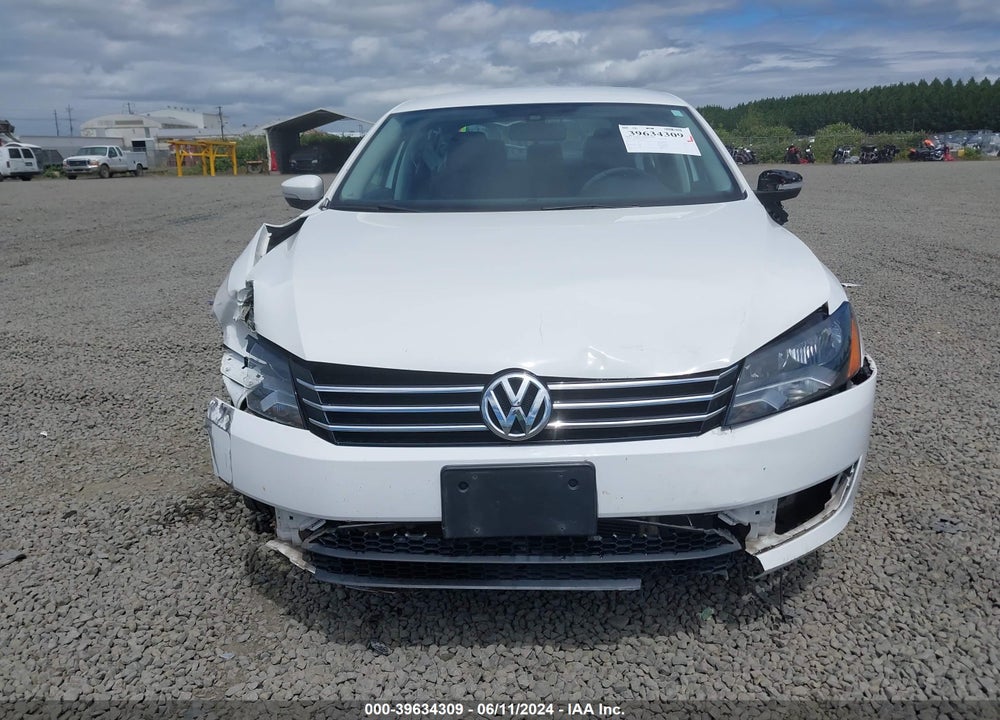 2015 VOLKSWAGEN PASSAT 1.8T SE VIN: 1VWBT7A33FC042703