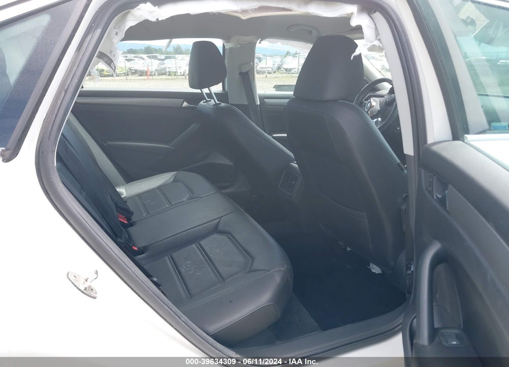 2015 VOLKSWAGEN PASSAT 1.8T SE VIN: 1VWBT7A33FC042703
