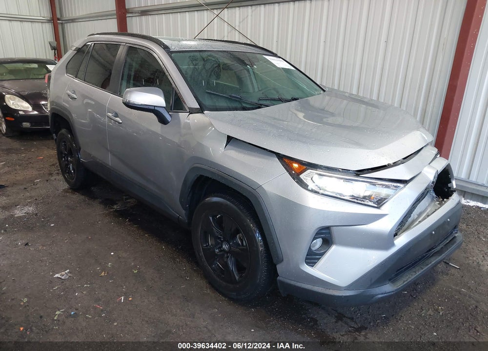 2019 TOYOTA RAV4 XLE VIN: 2T3P1RFVXKC048365