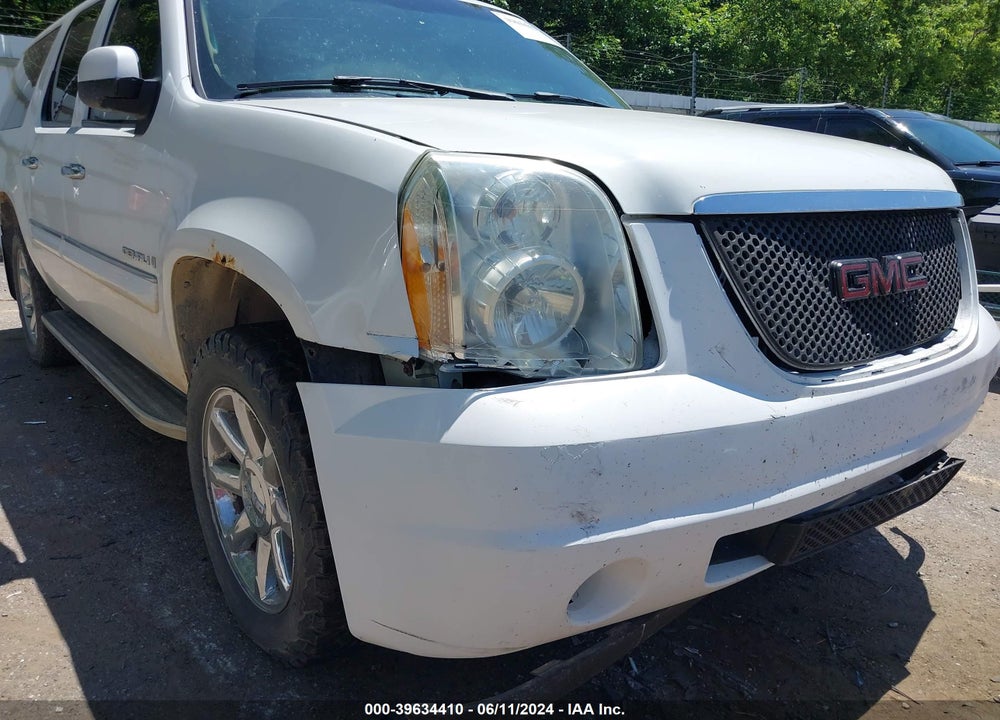 2007 GMC YUKON XL 1500 DENALI VIN: 1GKFK66867J238576