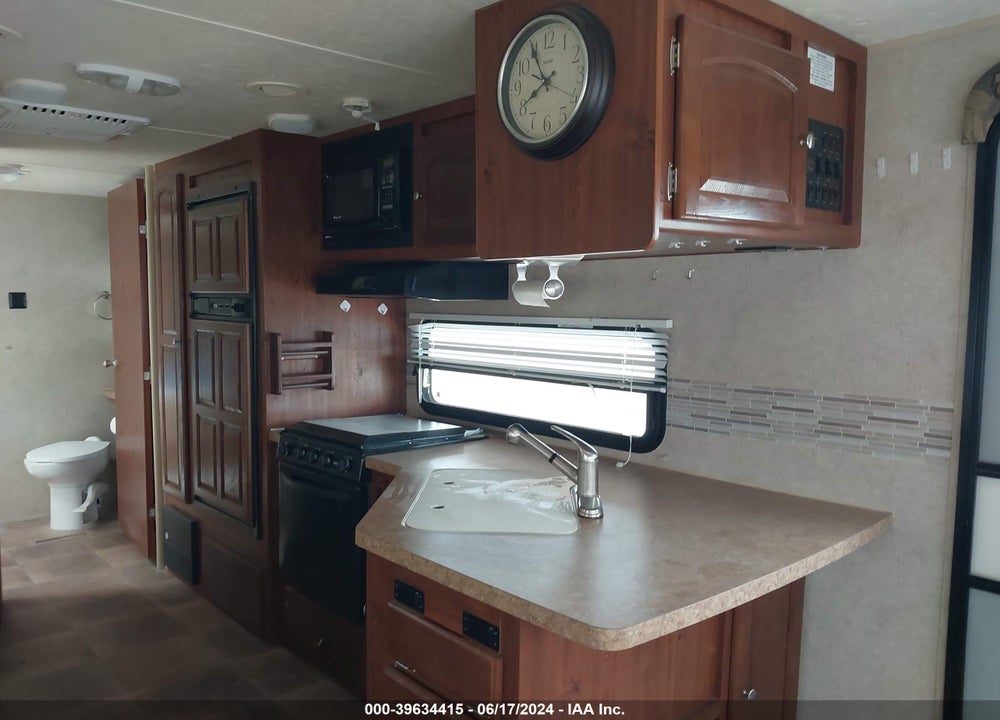2012 FOREST RIVER WINDJAMMER 3001W VIN: 4X4TRLF20C1843251