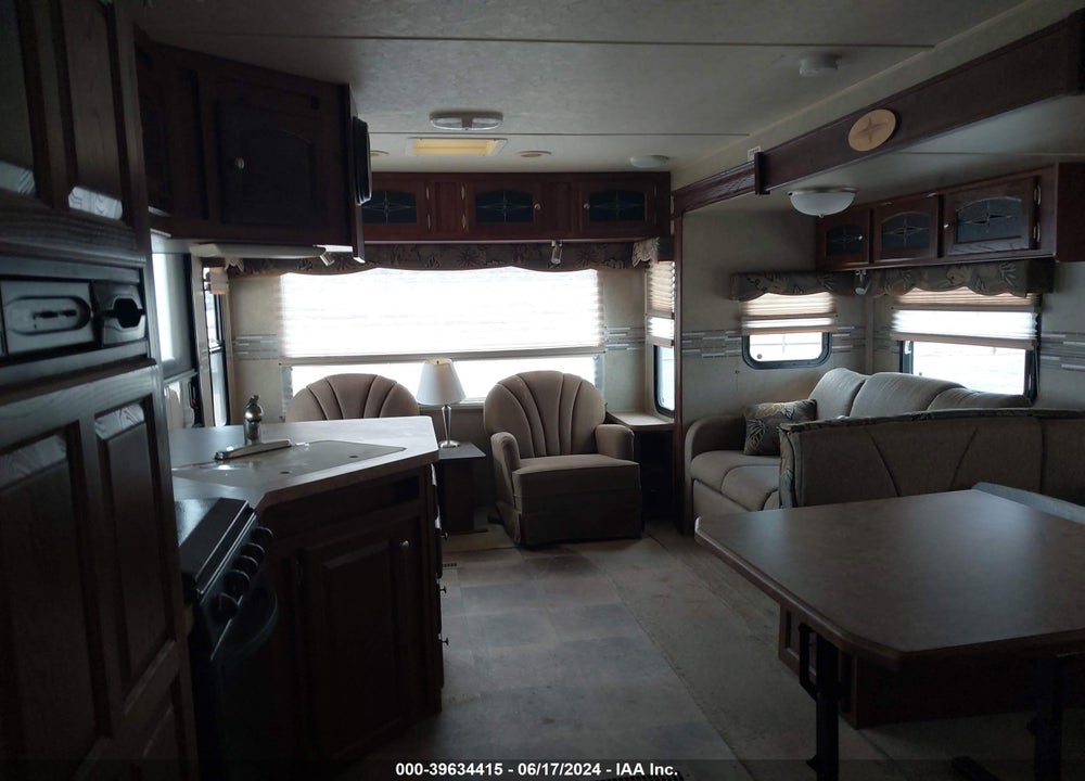 2012 FOREST RIVER WINDJAMMER 3001W VIN: 4X4TRLF20C1843251