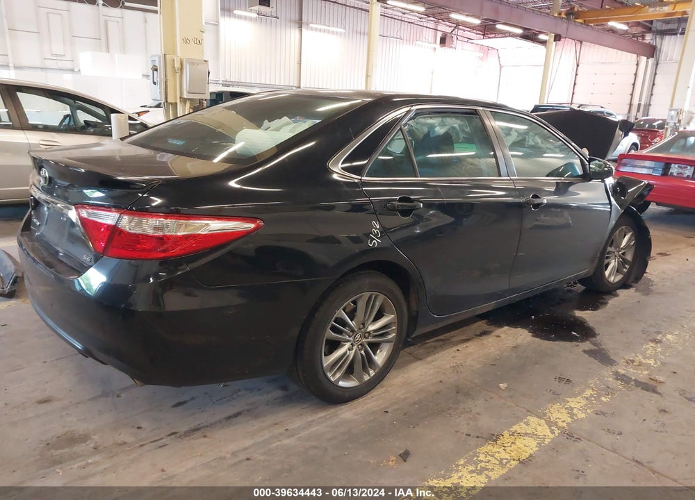 2015 TOYOTA CAMRY SE VIN: 4T1BF1FK1FU016792