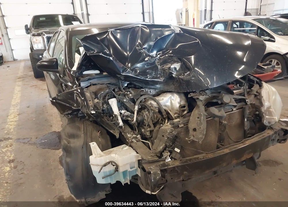 2015 TOYOTA CAMRY SE VIN: 4T1BF1FK1FU016792