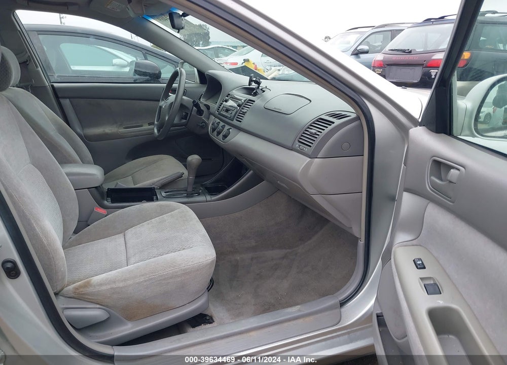 2003 TOYOTA CAMRY LE VIN: 4T1BE32K03U129858