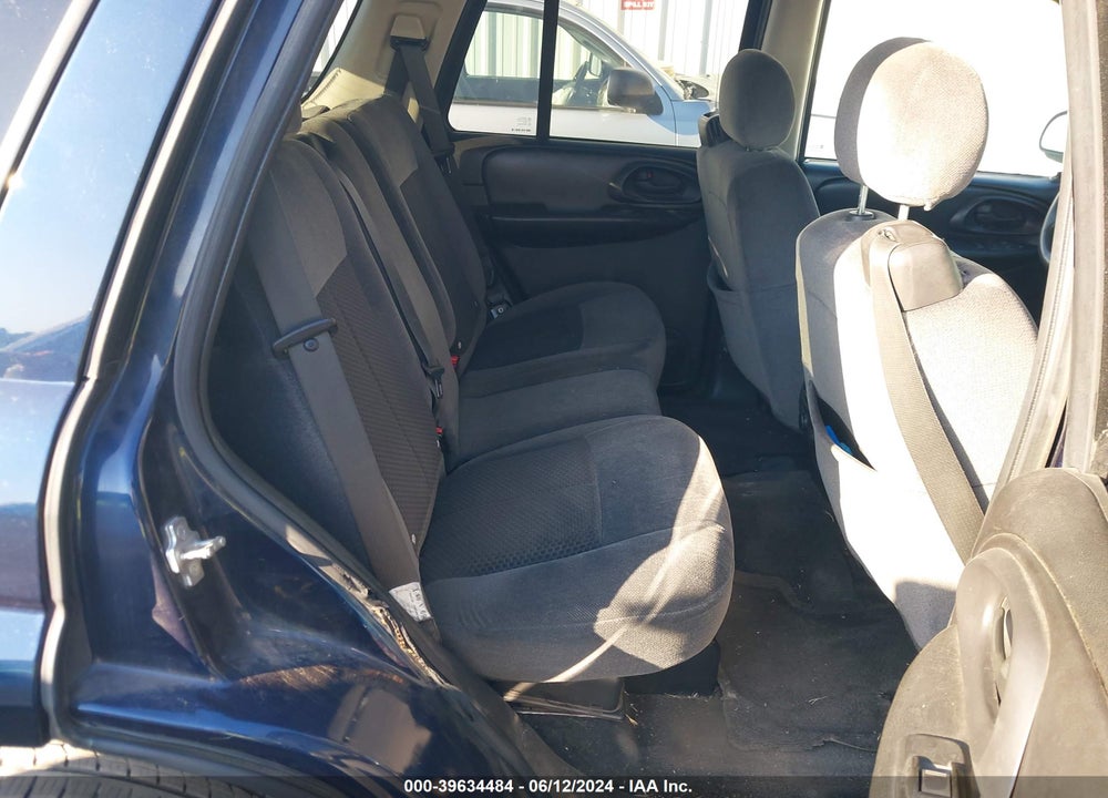 2008 CHEVROLET TRAILBLAZER LT VIN: 1GNDS13SX82254398