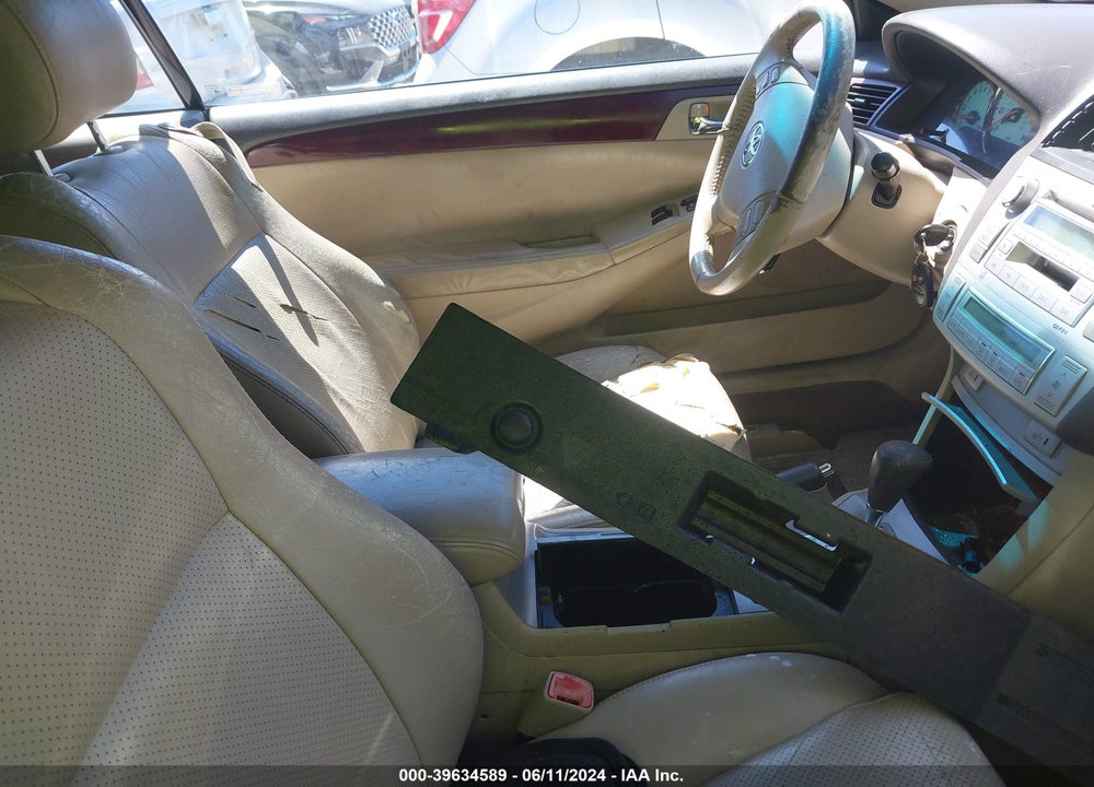 2005 TOYOTA CAMRY SOLARA SLE VIN: 4T1FA38P05U055909