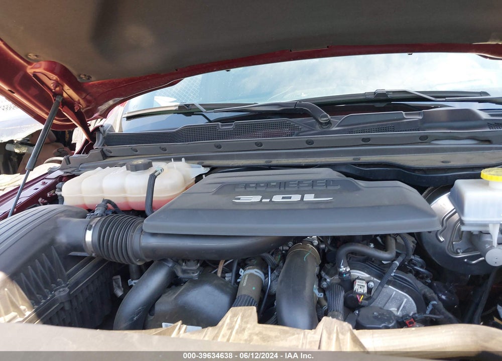 2021 RAM 1500 LIMITED 4X4 5'7 BOX VIN: 1C6SRFHM3MN817908