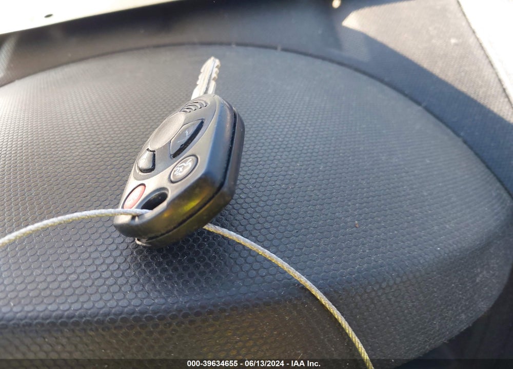 2011 FORD ESCAPE LIMITED VIN: 1FMCU0EG3BKC03328
