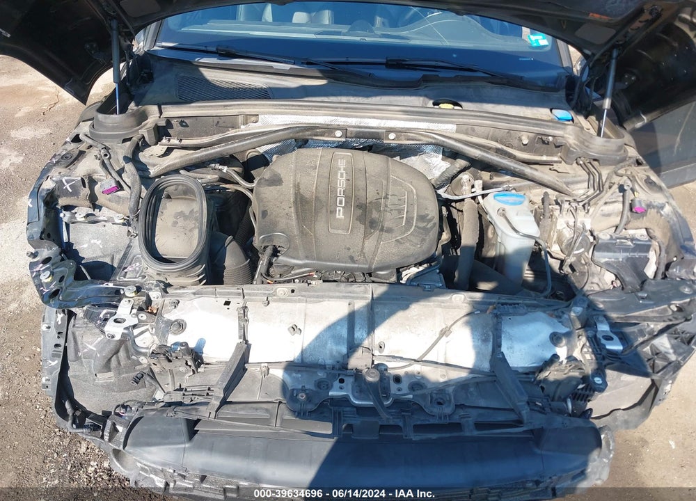2017 PORSCHE MACAN VIN: WP1AA2A58HLB06177