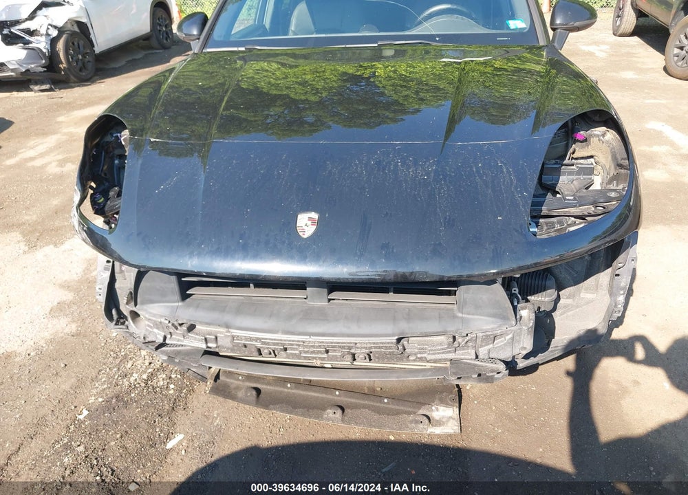 2017 PORSCHE MACAN VIN: WP1AA2A58HLB06177