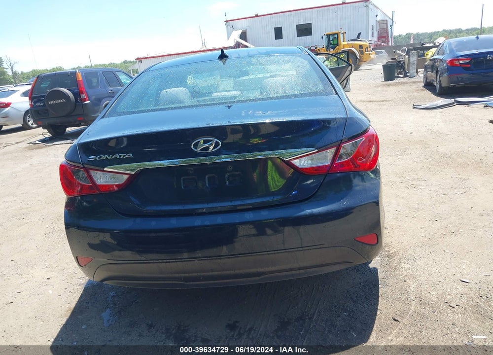 2014 HYUNDAI SONATA GLS VIN: 5NPEB4AC1EH862895