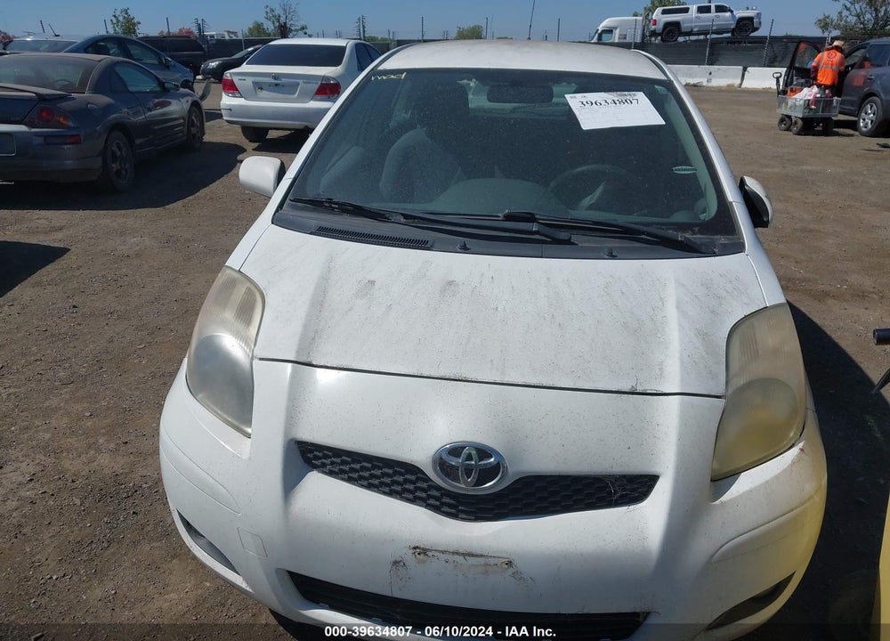 2009 TOYOTA YARIS VIN: JTDKT903495240604