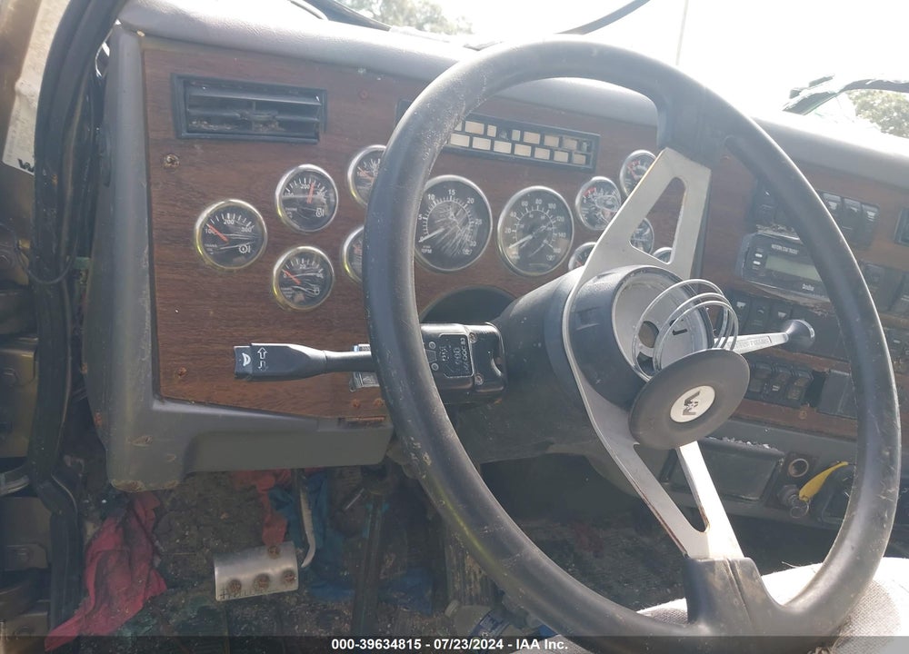 2004 WESTERN STAR/AUTO CAR 4900 4900SA VIN: 5KJRALAV74PM59879