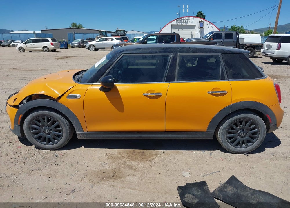 2015 MINI HARDTOP COOPER VIN: WMWXS5C52FT837124