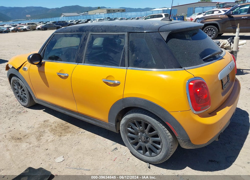 2015 MINI HARDTOP COOPER VIN: WMWXS5C52FT837124