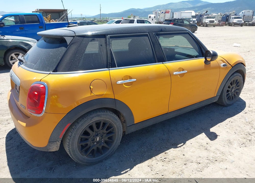2015 MINI HARDTOP COOPER VIN: WMWXS5C52FT837124