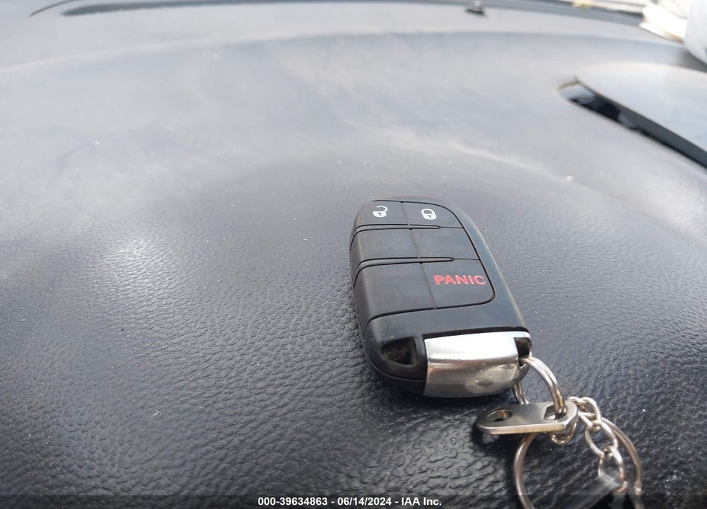 2019 DODGE JOURNEY SE VIN: 3C4PDCBB2KT867098