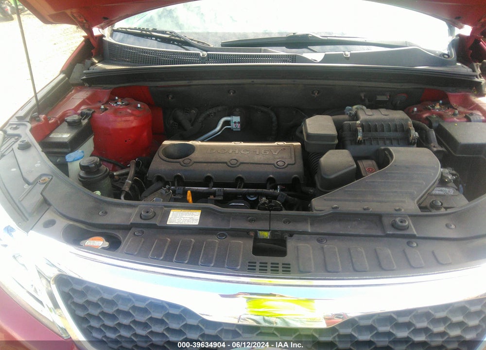 2011 KIA SORENTO LX VIN: 5XYKTCA17BG006044