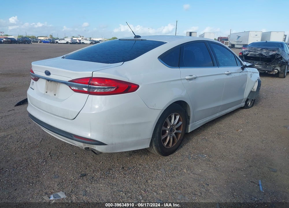 2017 FORD FUSION S VIN: 3FA6P0G72HR252018