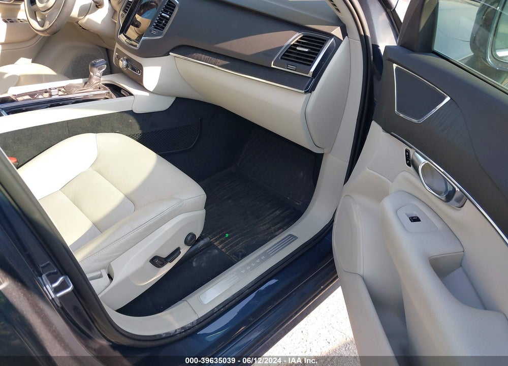 2020 VOLVO XC90 T6 MOMENTUM 7 PASSENGER VIN: YV4A22PK9L1607334