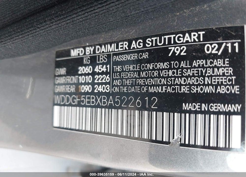 2011 MERCEDES-BENZ C 300 LUXURY/SPORT VIN: WDDGF5EBXBA522612