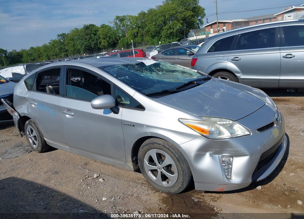 2013 TOYOTA PRIUS THREE VIN: JTDKN3DU8D5688461
