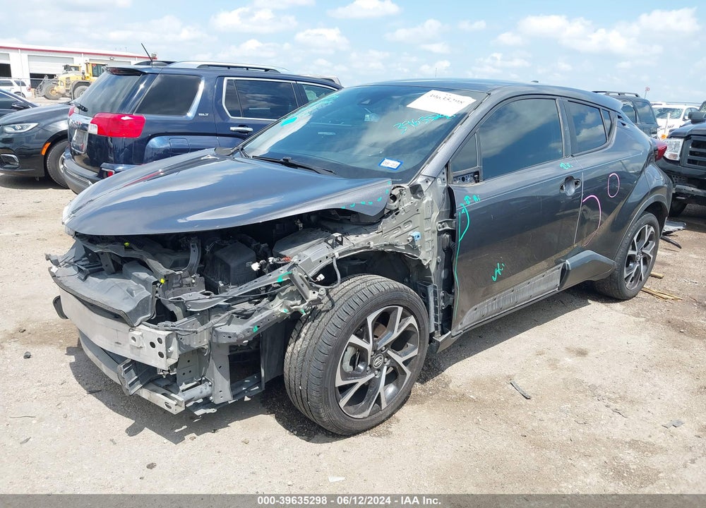 2018 TOYOTA C-HR XLE VIN: NMTKHMBX8JR012686