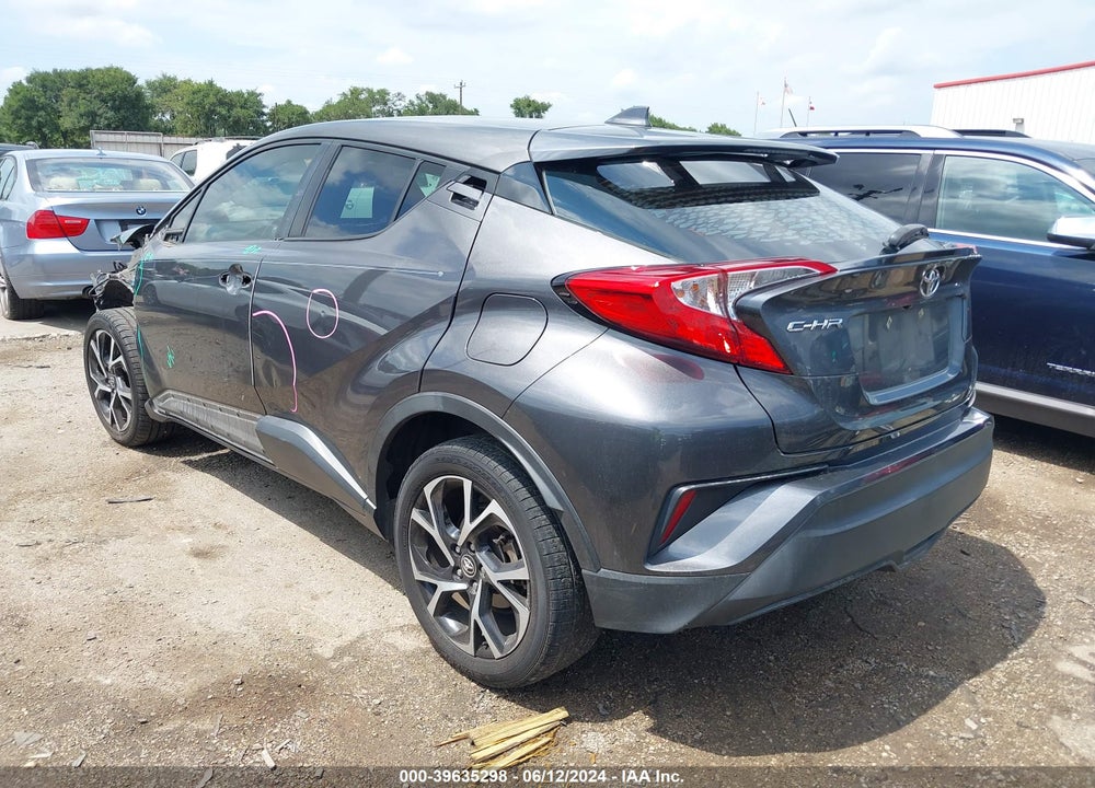 2018 TOYOTA C-HR XLE VIN: NMTKHMBX8JR012686