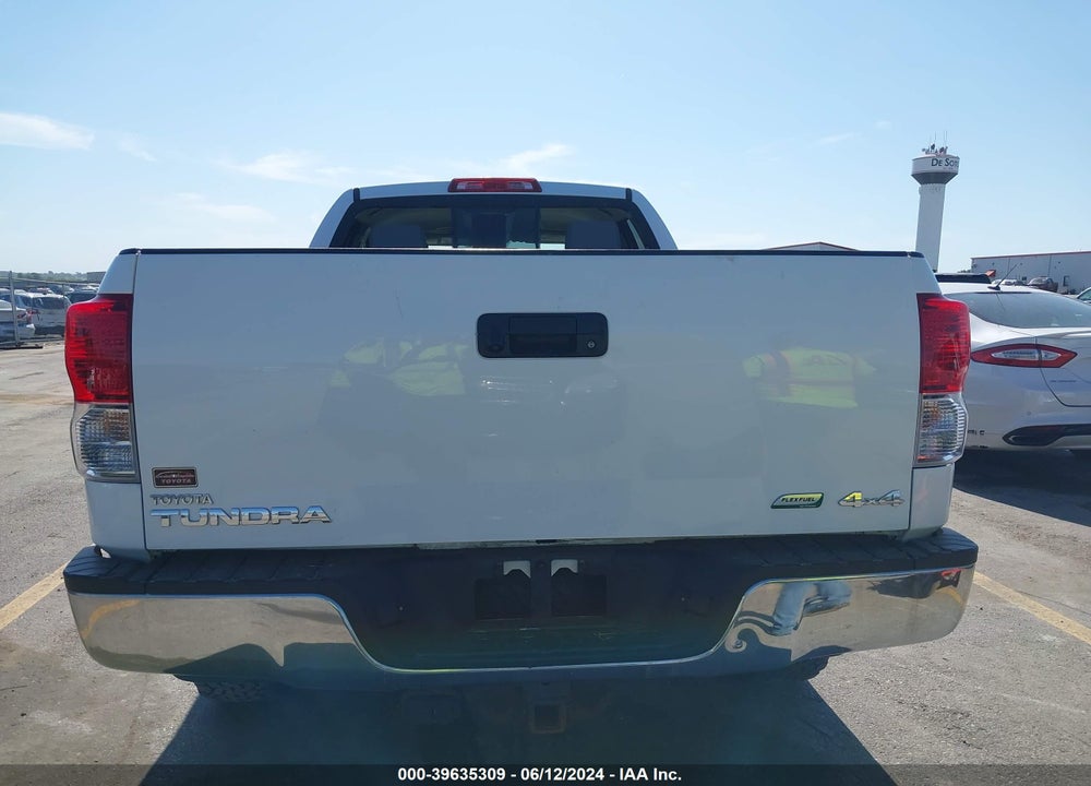 2012 TOYOTA TUNDRA GRADE 5.7L V8 VIN: 5TFUW5F15CX256322