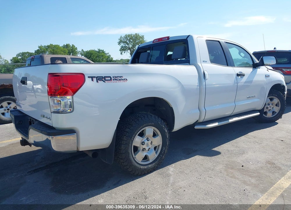 2012 TOYOTA TUNDRA GRADE 5.7L V8 VIN: 5TFUW5F15CX256322