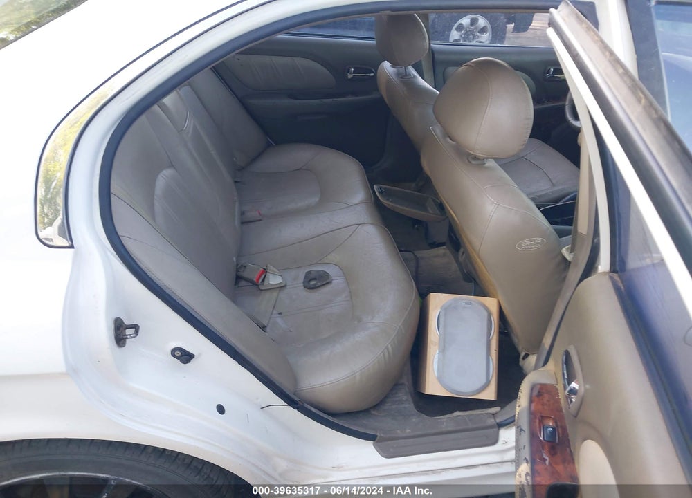 2002 HYUNDAI SONATA GLS/LX VIN: KMHWF35H12A639330