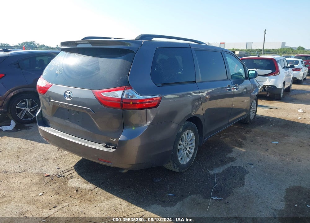 2016 TOYOTA SIENNA XLE 8 PASSENGER VIN: 5TDYK3DC2GS691560